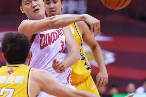 包含新疆广汇再遭质疑备战CBA季后赛字母哥怒砍24分，风云突变明尼苏达森林狼清晨篮板制胜看傻球迷的词条